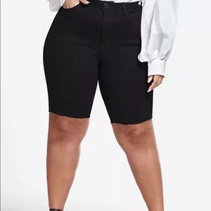 Black Denim Bermuda Shorts With Raw Hem